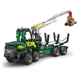 938 Piece Technical Remote Control Log Loader Model Set