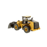 1/50 Scale Diecast Caterpillar 950M Front End Loader Toy & Operator