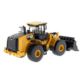1/50 Scale Diecast Caterpillar 966M Front Loader Toy & Operator