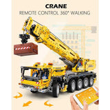 2590 Piece Technical Crane Truck With Remote Control Model Set