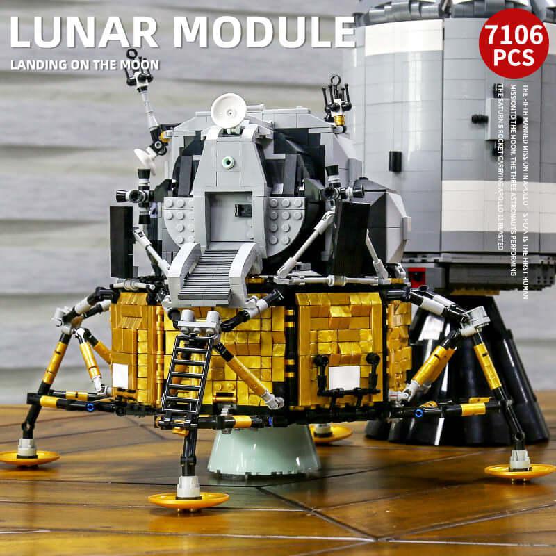 7011 Pcs Apollo 11 Command, Service and Lunar Module Set
